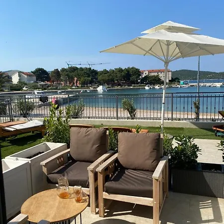Cap Adria Apartment Residence Zaboric Exterior photo
