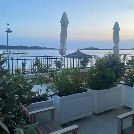 Cap Adria Apartment Residence Zaboric Exterior photo