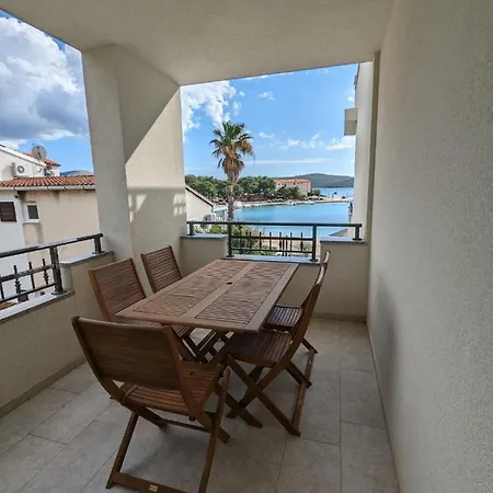 Cap Adria Apartment Residence Zaboric Exterior photo