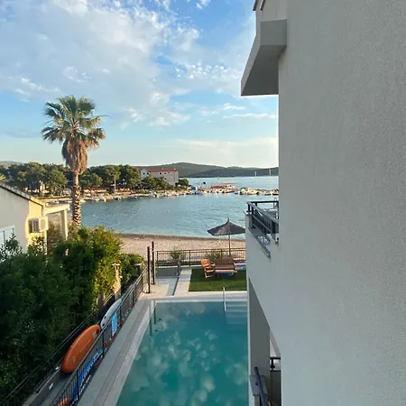 Cap Adria Apartment Residence Zaboric Exterior photo
